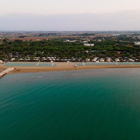 Camping Village Malibu Beach ليدو دي يسولو المظهر الخارجي الصورة