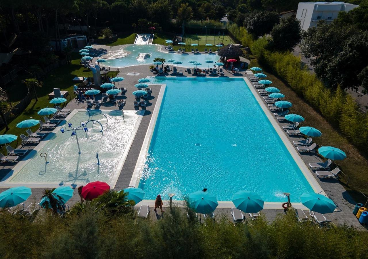 Camping Village Malibu Beach ليدو دي يسولو المظهر الخارجي الصورة